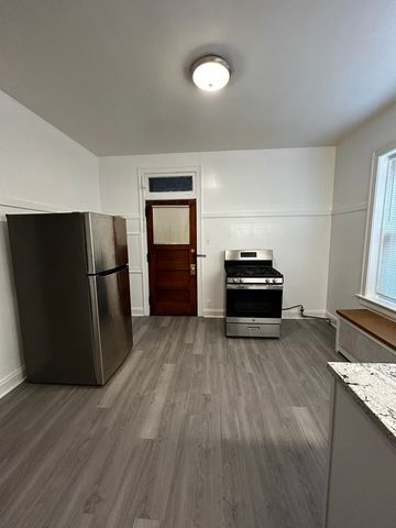 1740 W Garfield Boulevard 1, Chicago, IL 60609