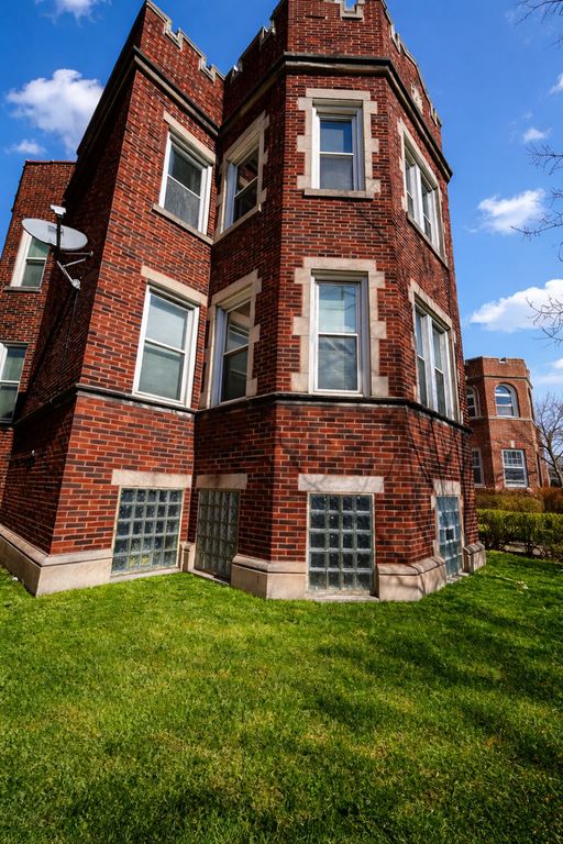 1740 W Garfield Boulevard 1, Chicago, IL 60609