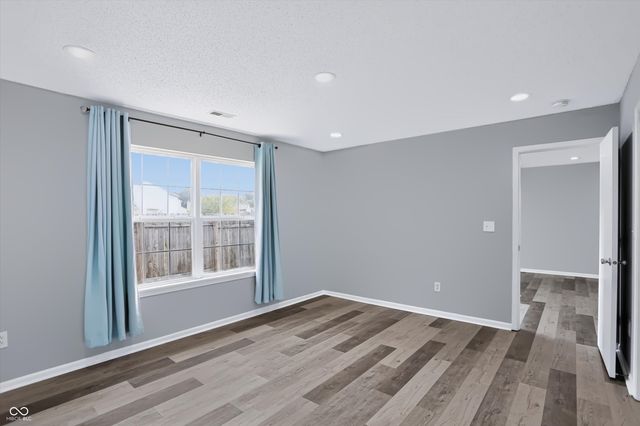 6648 Greendale Lane, Indianapolis, IN 46241