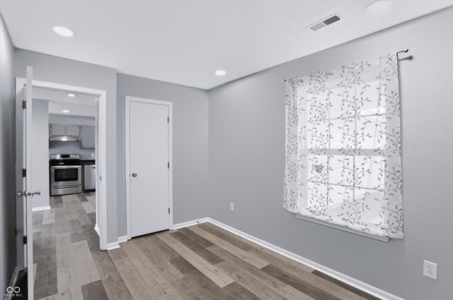 6648 Greendale Lane, Indianapolis, IN 46241