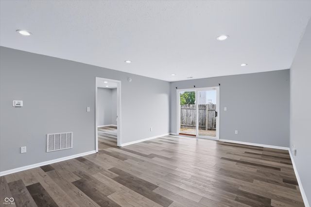 6648 Greendale Lane, Indianapolis, IN 46241