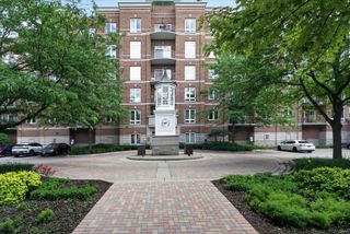 799 Graceland Avenue 209, Des Plaines, IL 60016