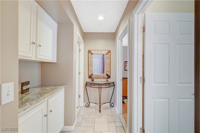 3033 Merimar Drive, Las Vegas, NV 89134