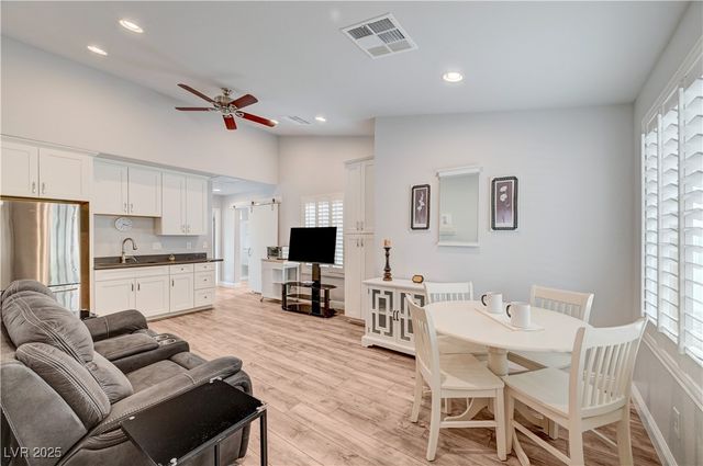 3033 Merimar Drive, Las Vegas, NV 89134