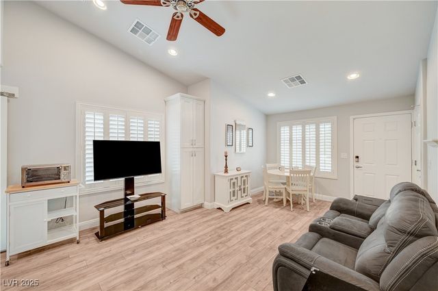 3033 Merimar Drive, Las Vegas, NV 89134