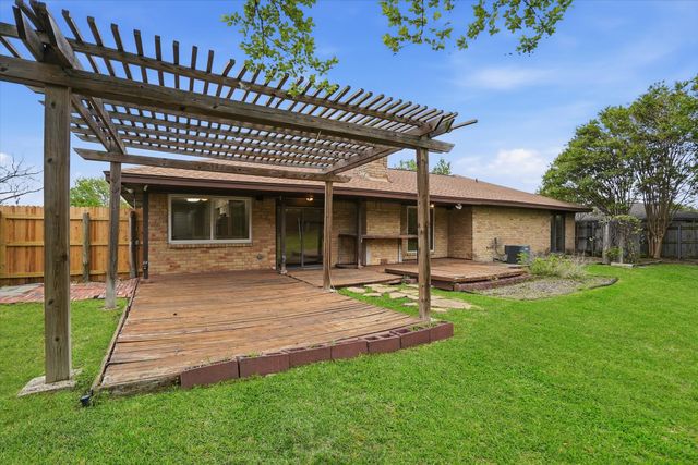 6408 Welch Avenue, Fort Worth, TX 76133