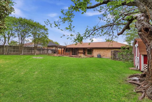 6408 Welch Avenue, Fort Worth, TX 76133