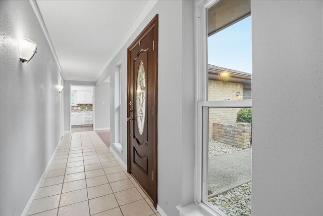 6408 Welch Avenue, Fort Worth, TX 76133