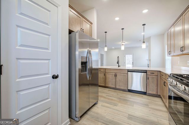 503 Ozark Lane, Cartersville, GA 30120