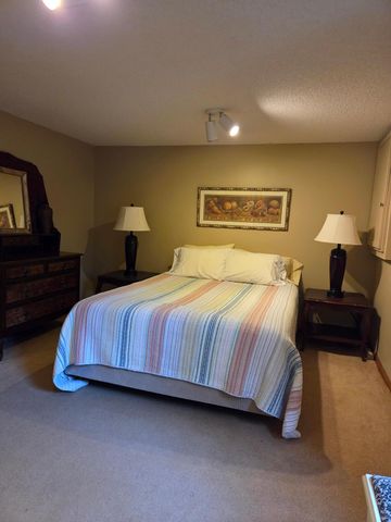 16409 Norwood Lane, Minnetonka, MN 55345