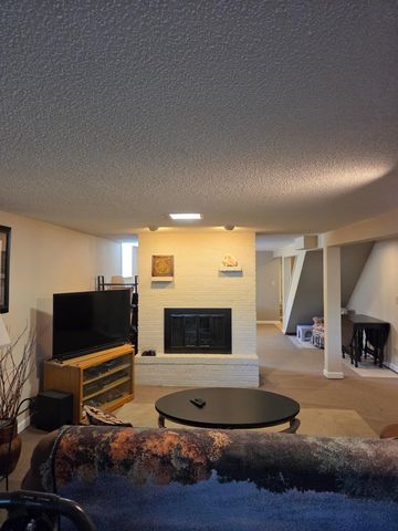 16409 Norwood Lane, Minnetonka, MN 55345