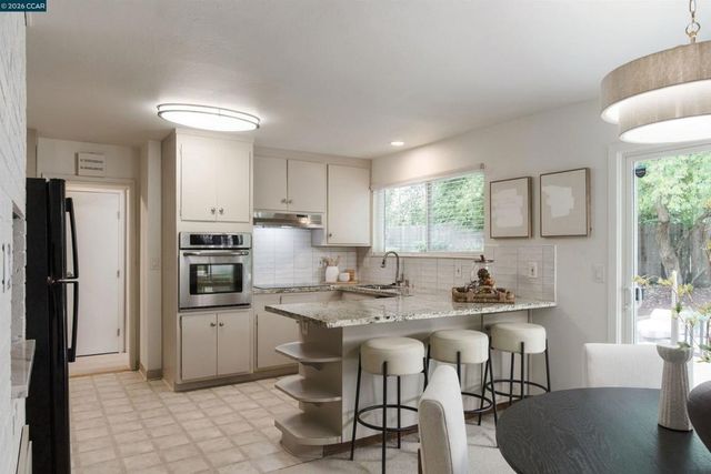 2005 Westover Dr, Pleasant Hill, CA 94523