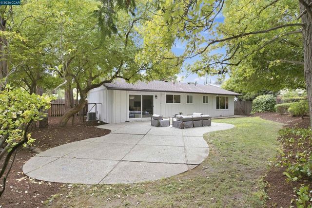 2005 Westover Dr, Pleasant Hill, CA 94523