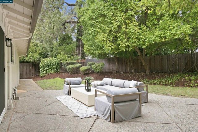 2005 Westover Dr, Pleasant Hill, CA 94523