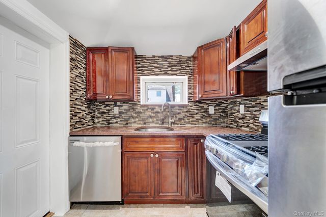 105 Claridge Avenue, Elmont, NY 11003