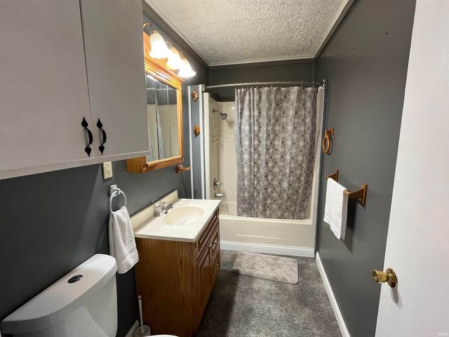 360 W 6th Street, Peru, IN 46970