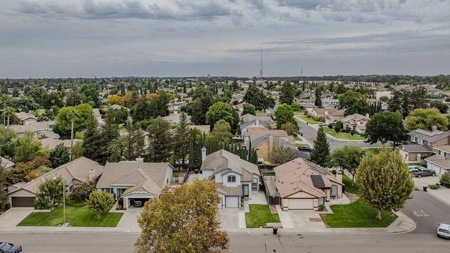 1066 Ruess Rd, Ripon, CA 95366