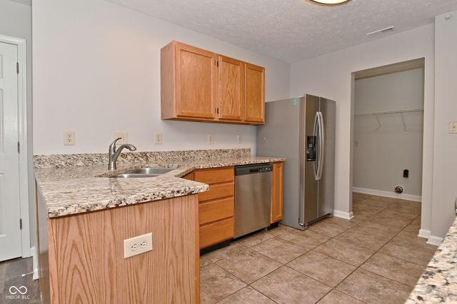 9875 Worthington Boulevard, Fishers, IN 46038