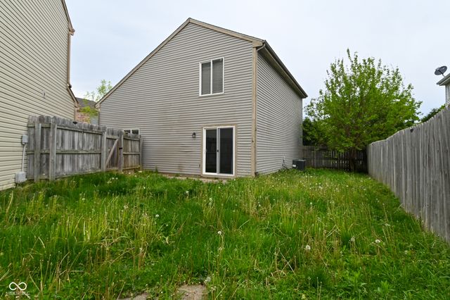 9875 Worthington Boulevard, Fishers, IN 46038