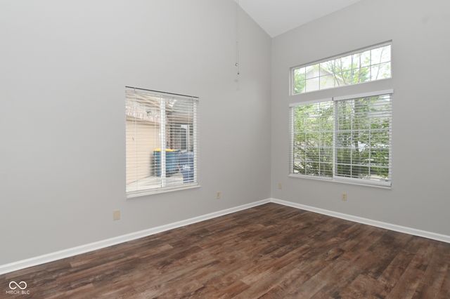 9875 Worthington Boulevard, Fishers, IN 46038