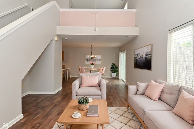 9875 Worthington Boulevard, Fishers, IN 46038