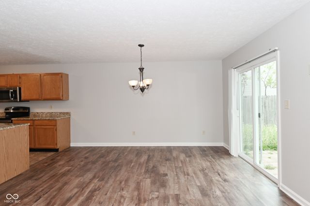 9875 Worthington Boulevard, Fishers, IN 46038