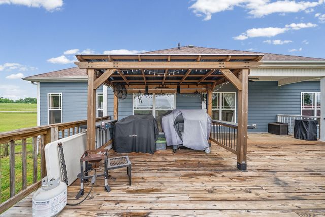195 Barkers Mill Rd, Pembroke, KY 42266