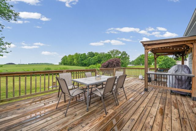 195 Barkers Mill Rd, Pembroke, KY 42266