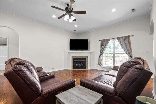 195 Barkers Mill Rd, Pembroke, KY 42266