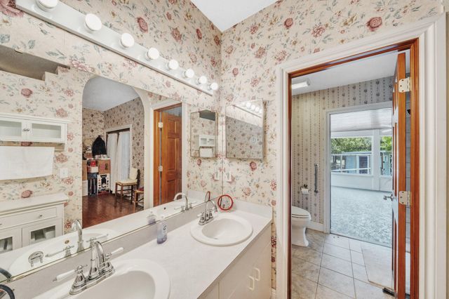 5700 Oleander Avenue, Fort Pierce, FL 34982