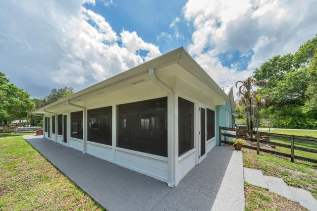 5700 Oleander Avenue, Fort Pierce, FL 34982