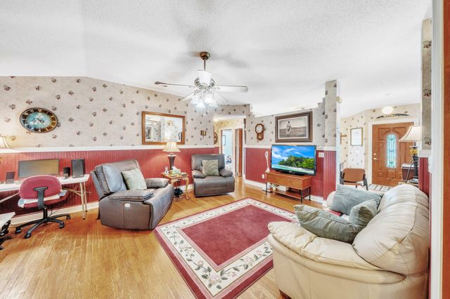 5700 Oleander Avenue, Fort Pierce, FL 34982