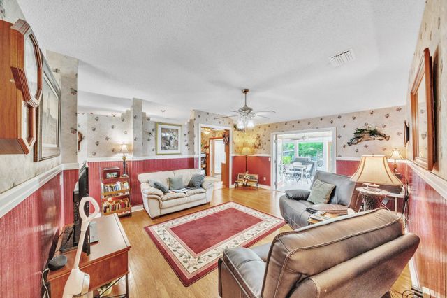 5700 Oleander Avenue, Fort Pierce, FL 34982