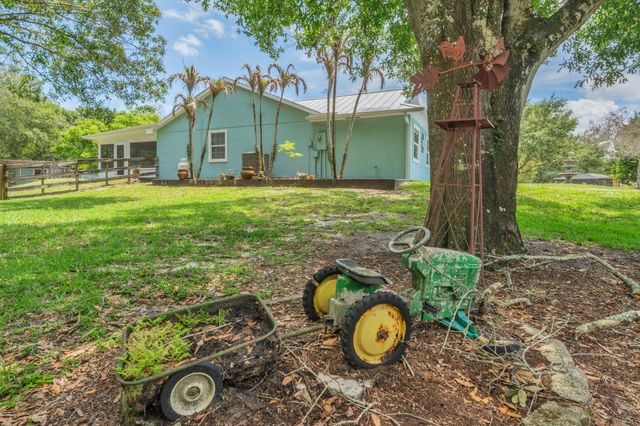 5700 Oleander Avenue, Fort Pierce, FL 34982