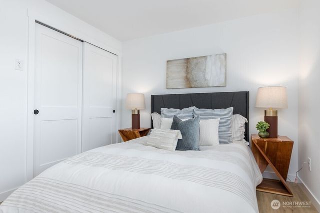 1103 Vashon Court NE, Renton, WA 98059