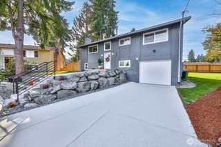 1103 Vashon Court NE, Renton, WA 98059