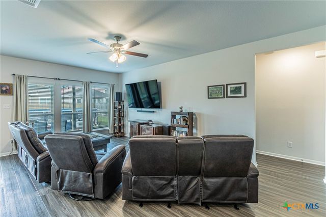 2704 Fox River Drive, Temple, TX 76502