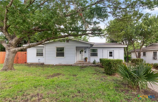 1922 S 41st Street, Temple, TX 76504