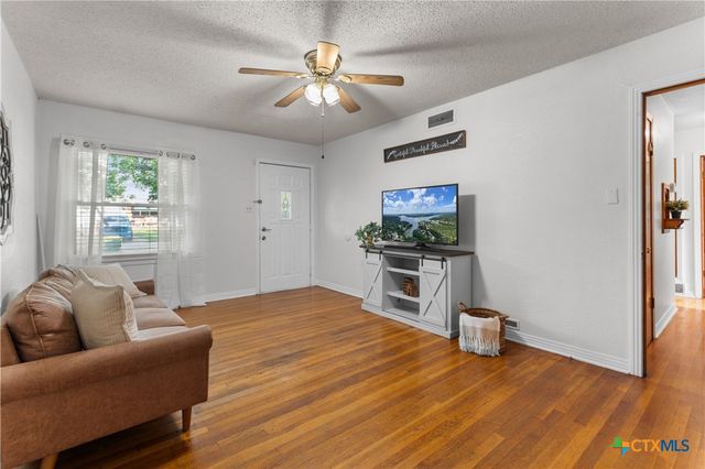 1922 S 41st Street, Temple, TX 76504
