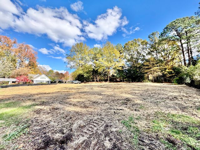 421 S Harrison Avenue, Cary, NC 27511