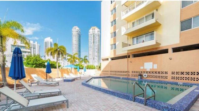 200 178th Drive 301, Sunny Isles Beach, FL 33160