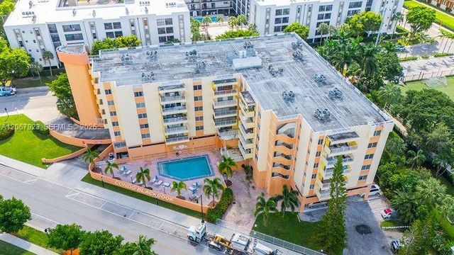 200 178th Drive 301, Sunny Isles Beach, FL 33160