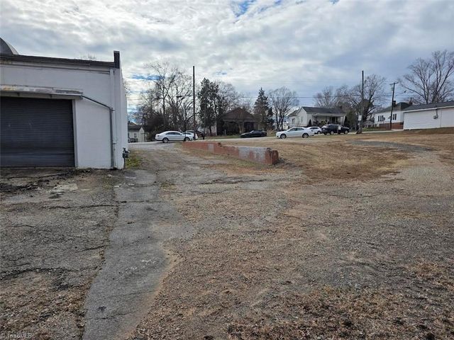 963 Washington Street, Eden, NC 27288