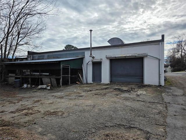 963 Washington Street, Eden, NC 27288