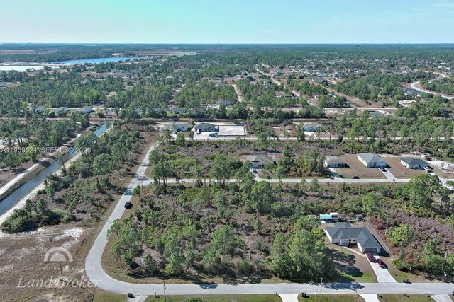 1053 Fayette Ave, Lehigh Acres, FL 33974