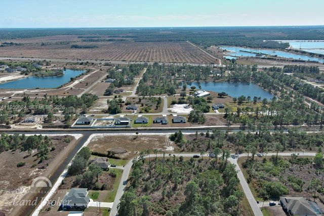 1053 Fayette Ave, Lehigh Acres, FL 33974