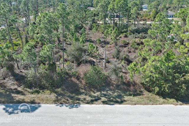 1053 Fayette Ave, Lehigh Acres, FL 33974