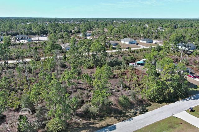 1053 Fayette Ave, Lehigh Acres, FL 33974