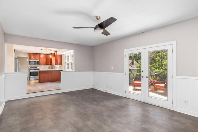 4712 Cody Drive, West Des Moines, IA 50265