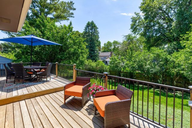 4712 Cody Drive, West Des Moines, IA 50265